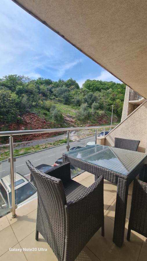 Blue Horizon Apartment Resort Budua Esterno foto